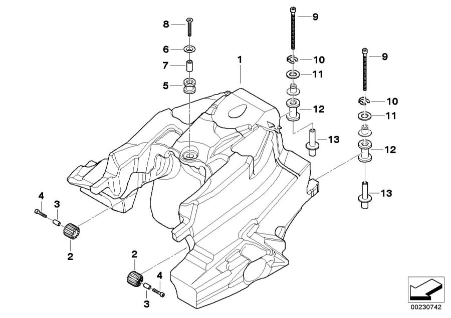 02Fuel tank / mounting fittingshttps://images.simplepart.com/images/parts/BMW/fullsize/230742.jpg