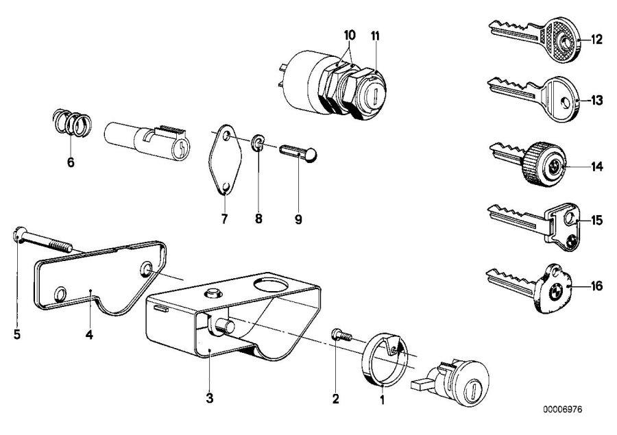 02MOUNTING PARTS F SET OF LOCKShttps://images.simplepart.com/images/parts/BMW/fullsize/6976.jpg