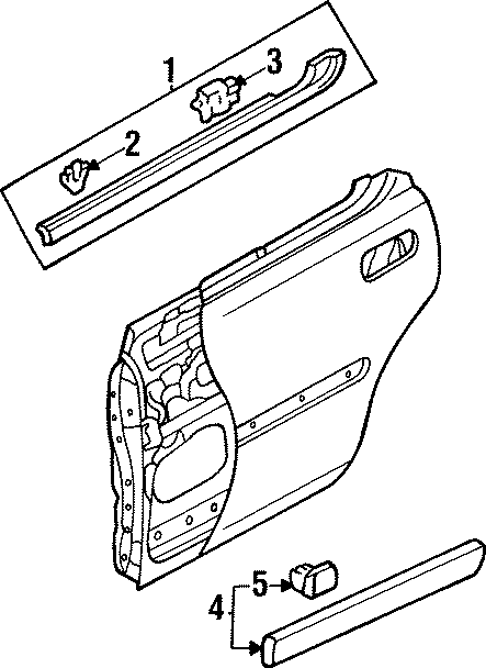 5REAR DOOR. EXTERIOR TRIM.https://images.simplepart.com/images/parts/motor/fullsize/4815415.png