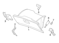 INSTRUMENT PANEL. GLOVE BOX.