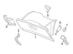 INSTRUMENT PANEL. GLOVE BOX.