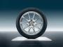 Image of 20-inch Macan SportDesign wheels with winter tires image for your 2017 Porsche Macan