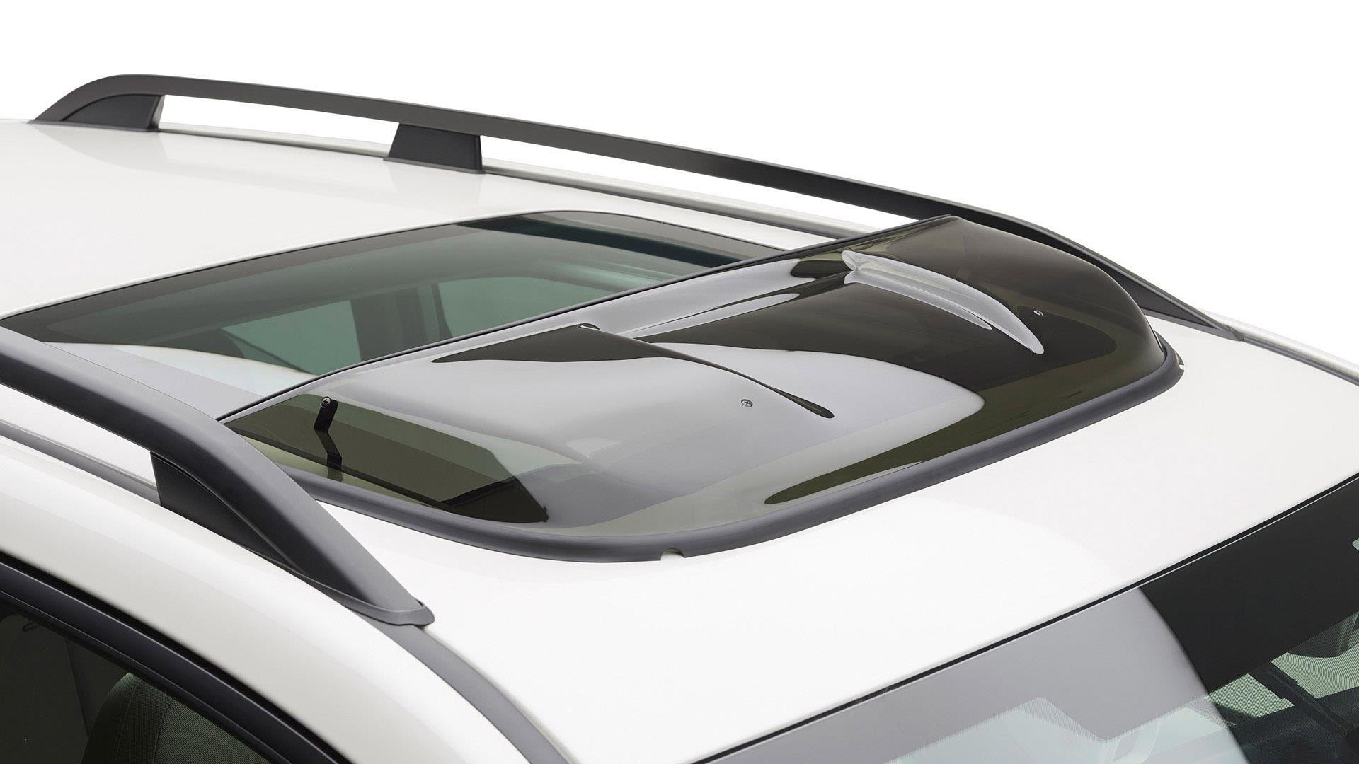 2022 Subaru Ascent Moonroof Air Deflector Helps Reduce Wind Noise And