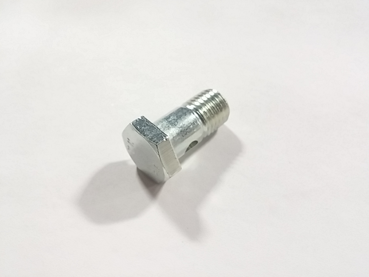 Volvo V40 Banjo bolt. Injection, BI-FUEL, High-pressure - 973950 ...